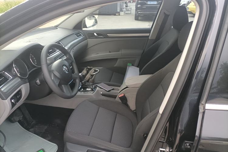Used Skoda Superb 2013 1.4TSI DSG Sport Edition Left Front Seat