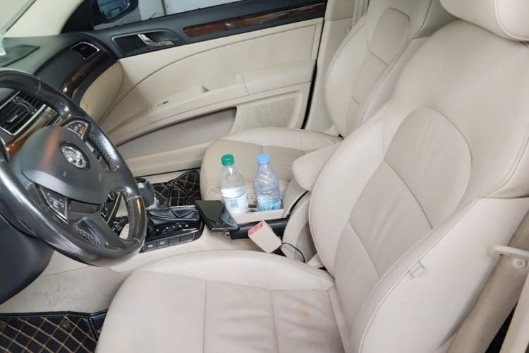 Used Skoda Superb 2013 1.8TSI Automatic MingShi Edition Left Front Seat