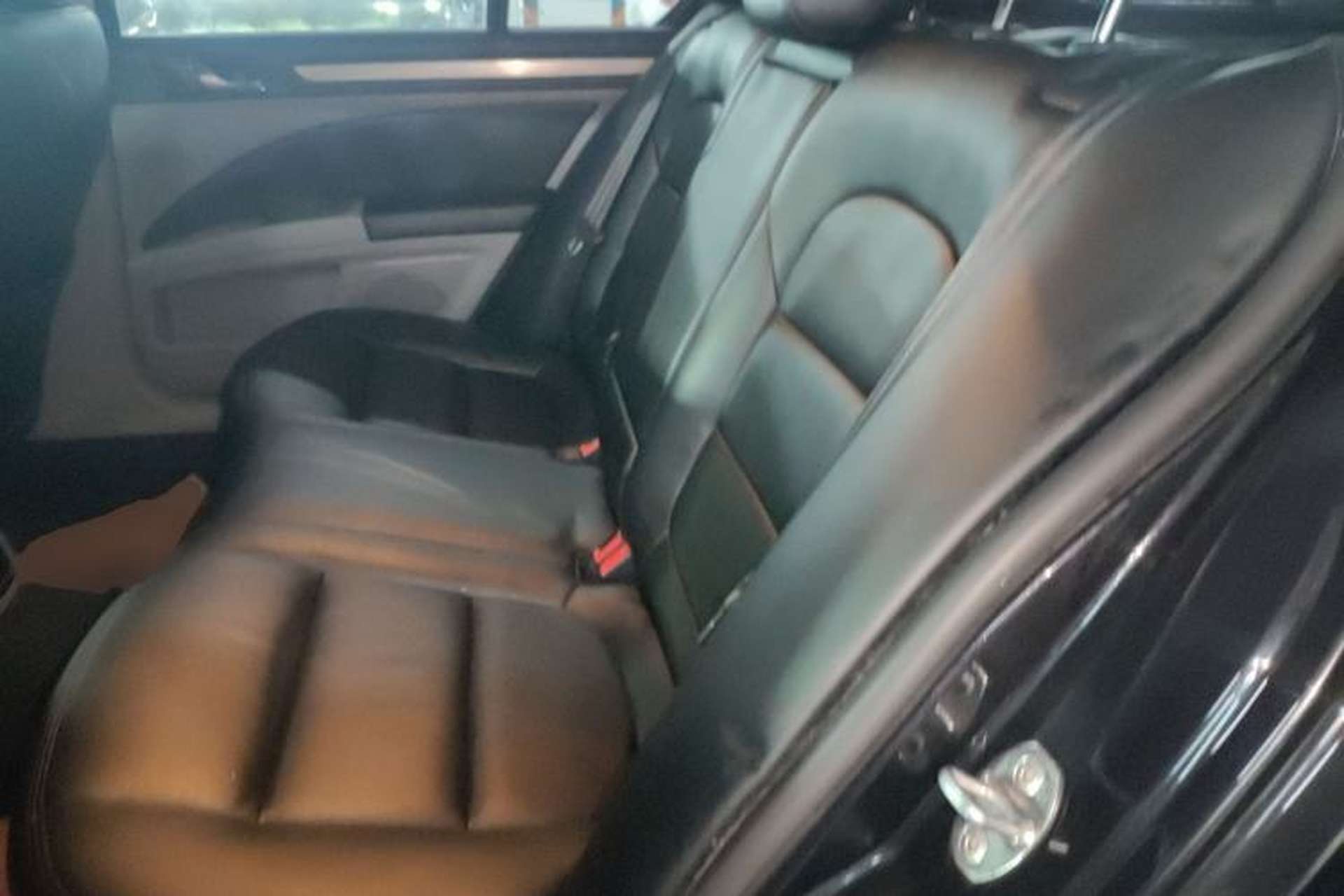 Used Skoda Superb 2013 1.4TSI DSG Sport Edition Left Rear Seat