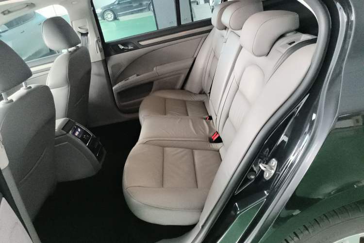 Used Skoda Superb 2013 1.8TSI Automatic MingShi Edition Left Rear Seat