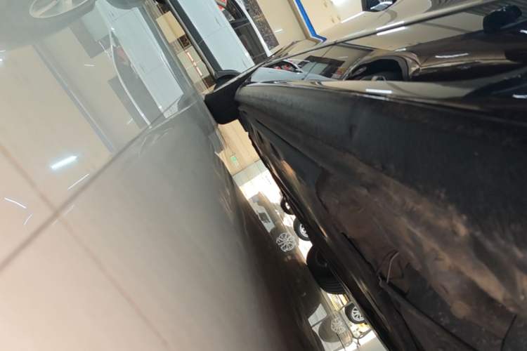 Used Skoda Superb 2013 1.4TSI DSG Sport Edition Left Side Sill