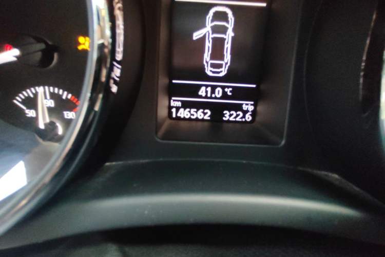 Used Skoda Superb 2013 1.8TSI Automatic MingShi Edition Odometer Close Up