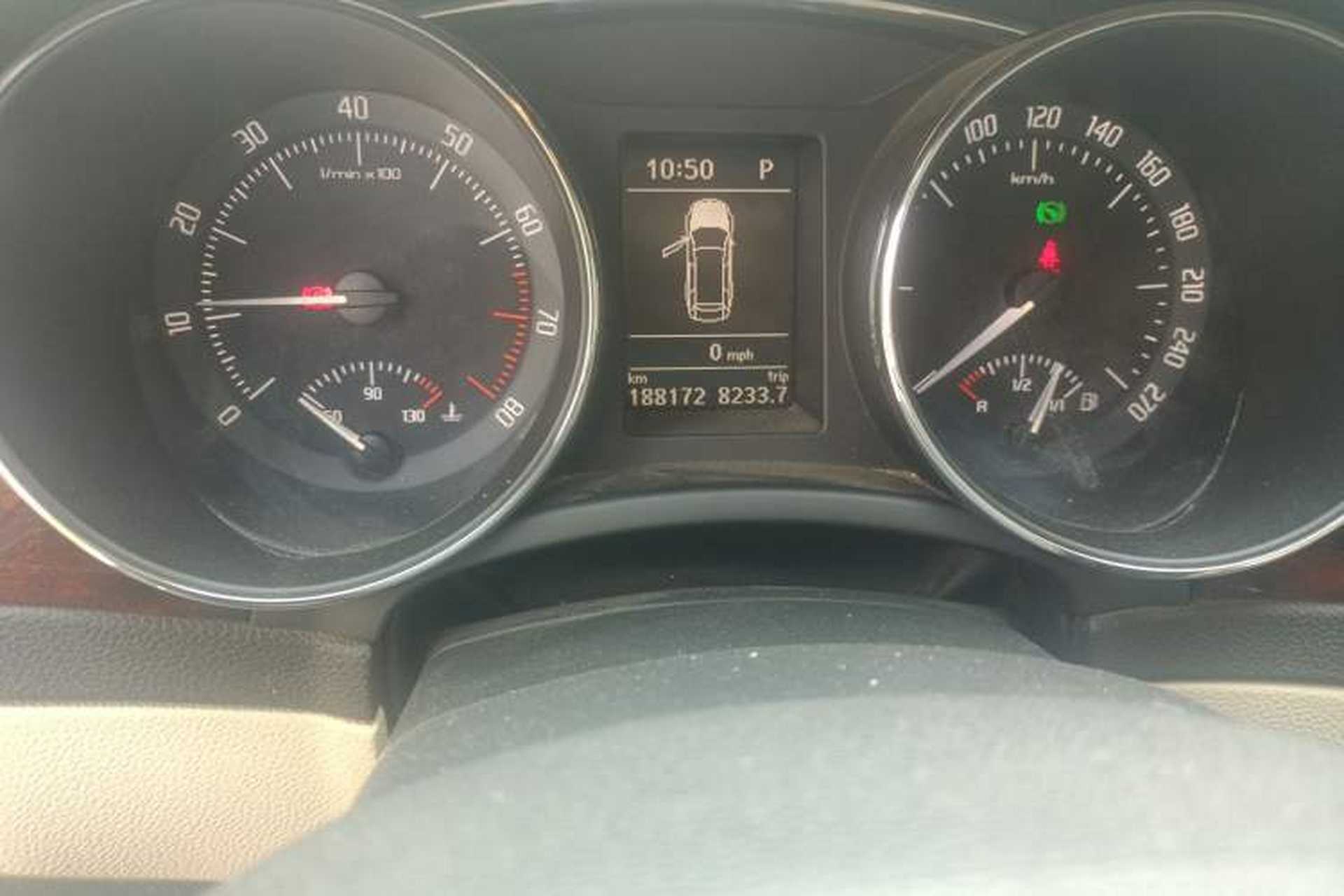 Used Skoda Superb 2013 Travel Edition 2.0 TSI Prestige Version Odometer Close Up