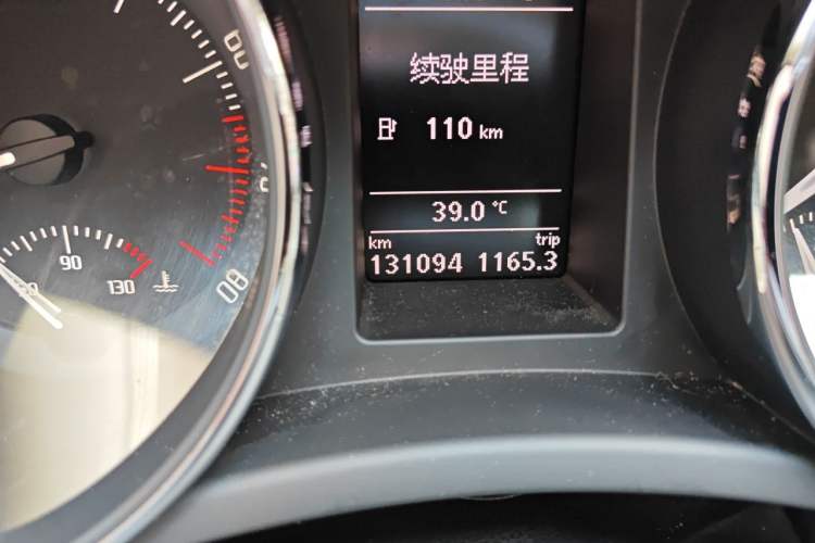 Used Skoda Superb 2013 1.8TSI Automatic Yashi Edition Odometer Close Up