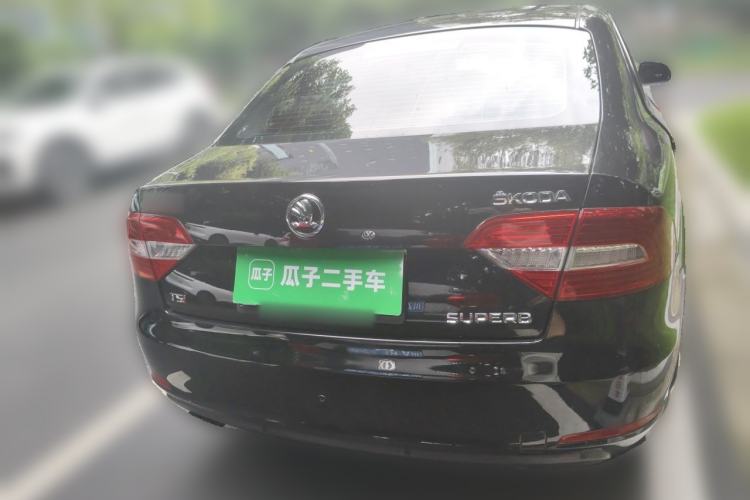 Used Skoda Superb 2013 1.4TSI Manual Shengshi Edition Rear