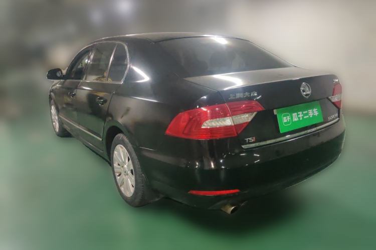 Used Skoda Superb 2013 1.4TSI DSG Sport Edition Rear Left 45 Deg