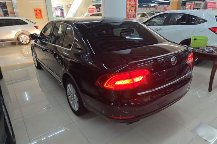 Used Skoda Superb 2013 1.4TSI DSG Sport Edition Rear Left 45 Deg