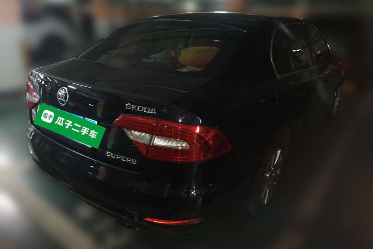 Used Skoda Superb 2013 1.4TSI DSG Sport Edition Rear Right 45 Deg