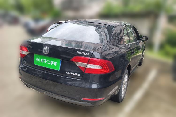 Used Skoda Superb 2013 1.4 TSI DSG Prestige Edition Rear Right 45 Deg