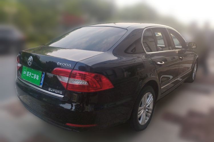 Used Skoda Superb 2013 1.8TSI Automatic Yashi Edition Rear Right 45 Deg