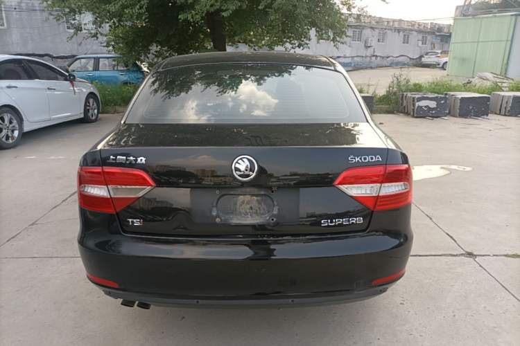 Used Skoda Superb 2013 1.4TSI DSG Sport Edition Rear