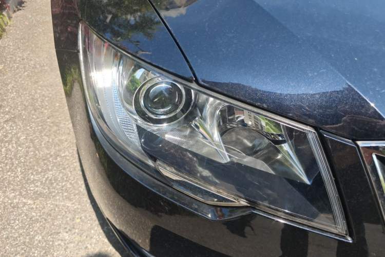 Used Skoda Superb 2013 1.4 TSI DSG Prestige Edition Right Front Headlight