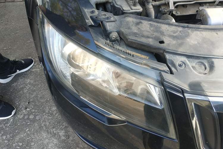 Used Skoda Superb 2013 1.4TSI Manual Shengshi Edition Right Front Headlight