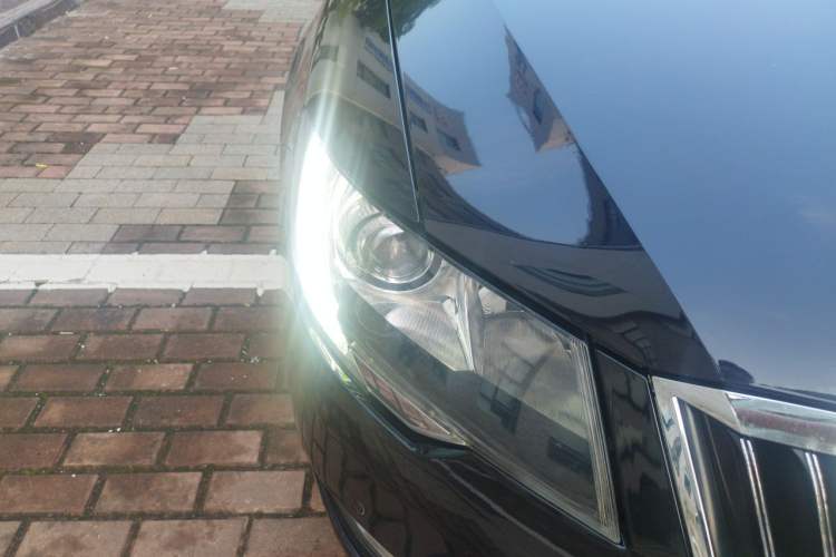 Used Skoda Superb 2013 1.8TSI Automatic Yashi Edition Right Front Headlight