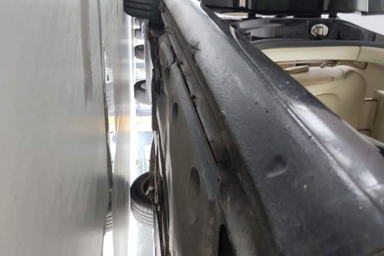 Used Skoda Superb 2013 1.8TSI Automatic MingShi Edition Right Side Sill