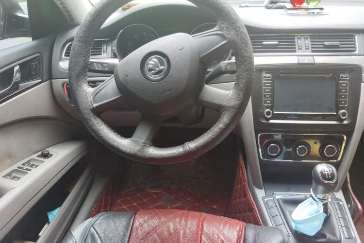 Used Skoda Superb 2013 1.4TSI Manual Shengshi Edition Steering Wheel