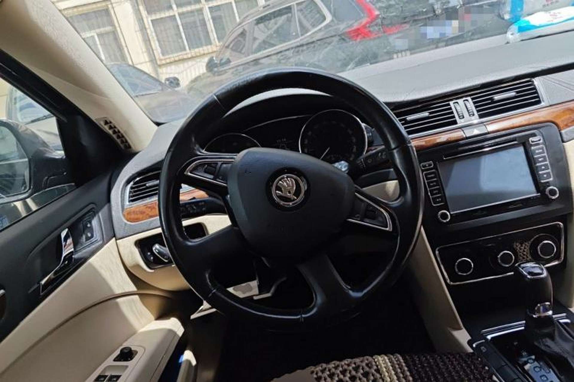 Used Skoda Superb 2013 1.8TSI Automatic MingShi Edition Steering Wheel