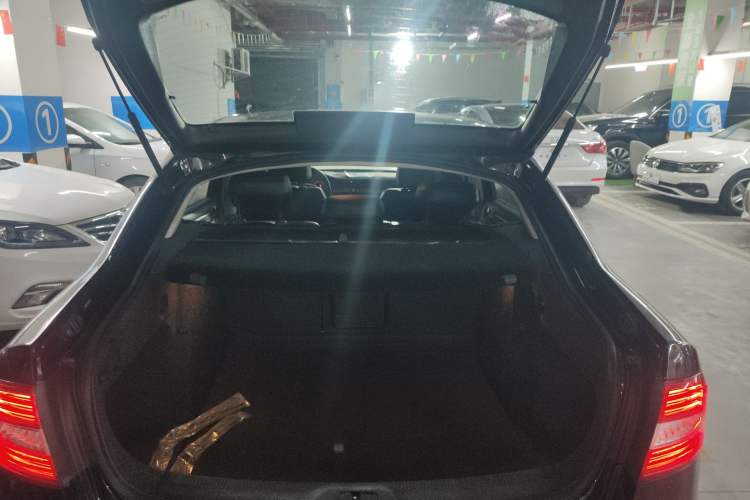 Used Skoda Superb 2013 1.4TSI DSG Sport Edition Trunk