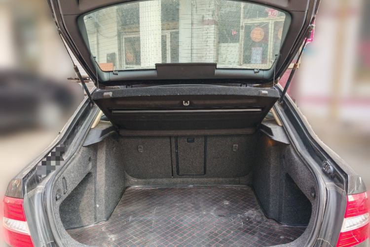 Used Skoda Superb 2013 1.8TSI Automatic MingShi Edition Trunk