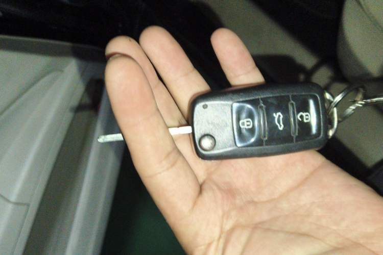Used Skoda Superb 2013 1.8TSI Automatic MingShi Edition Vehicle Key