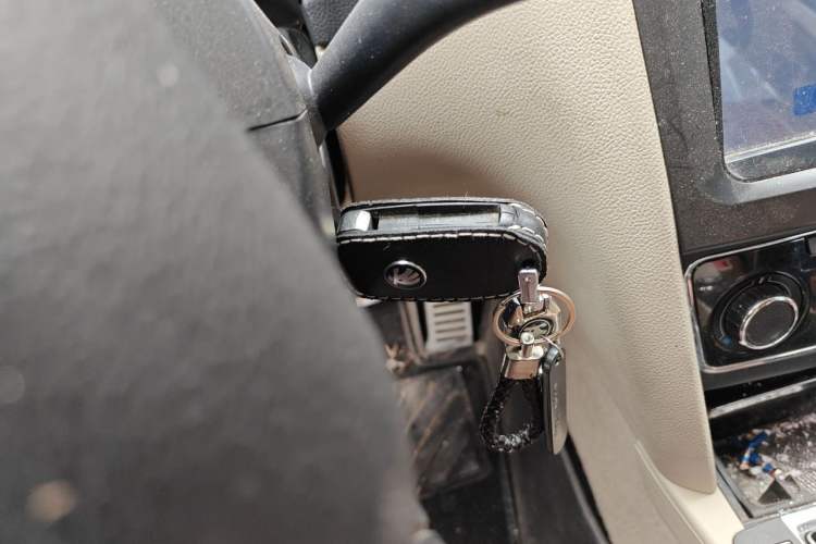 Used Skoda Superb 2013 1.8TSI Automatic MingShi Edition Vehicle Key