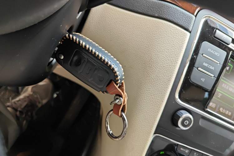 Used Skoda Superb 2013 1.8TSI Automatic Yashi Edition Vehicle Key