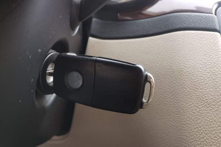Used Skoda Superb 2013 1.8TSI Automatic MingShi Edition Vehicle Key