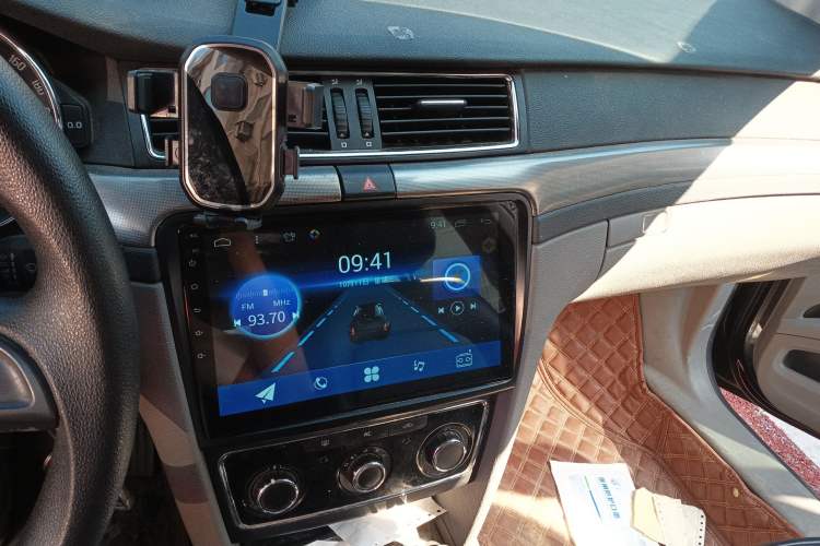 Used Skoda Superb 2013 1.4TSI Manual Shengshi Edition Audio And AC Panel