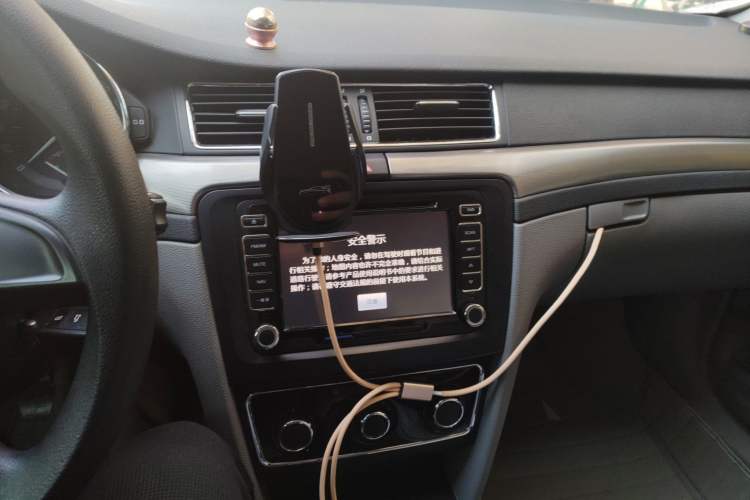 Used Skoda Superb 2013 1.4TSI Manual Shengshi Edition Audio And AC Panel