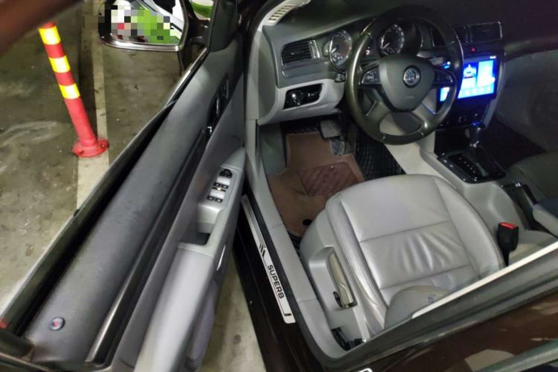 Used Skoda Superb 2013 1.8TSI Automatic MingShi Edition Driver Seat