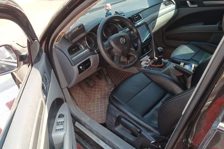Used Skoda Superb 2013 1.4TSI Manual Shengshi Edition Driver Seat