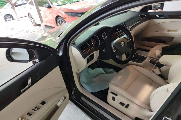 Used Skoda Superb 2013 1.8TSI Automatic MingShi Edition Driver Seat