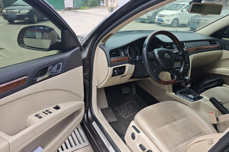 Used Skoda Superb 2013 2.0 TSI DSG Luxury Edition Driver Seat