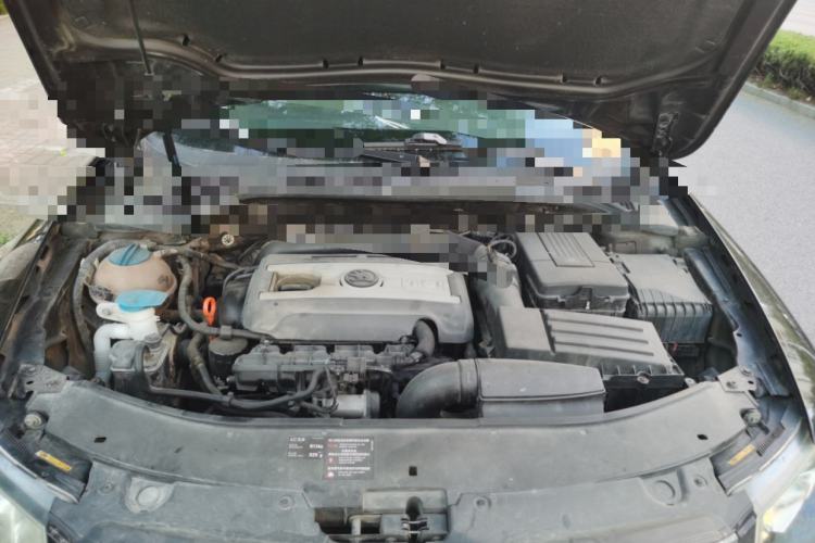 Used Skoda Superb 2013 1.8TSI Automatic MingShi Edition Engine Bay