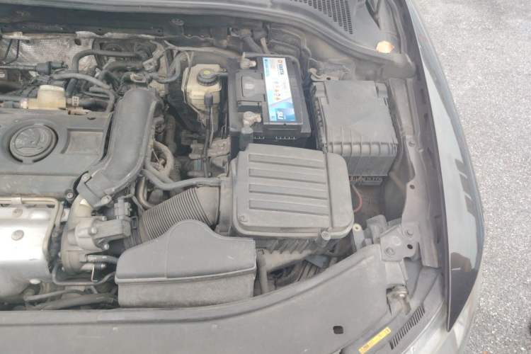 Used Skoda Superb 2013 1.4TSI DSG Sport Edition Engine Bay Left