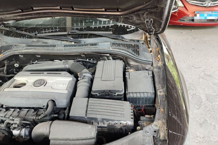 Used Skoda Superb 2013 1.8TSI Automatic MingShi Edition Engine Bay Left