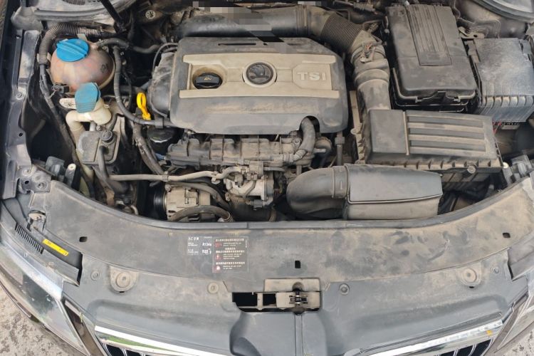 Used Skoda Superb 2013 1.8TSI Automatic MingShi Edition Engine Bay