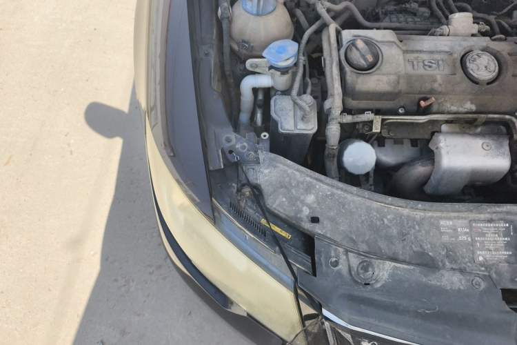 Used Skoda Superb 2013 1.4 TSI DSG Prestige Edition Engine Bay Right