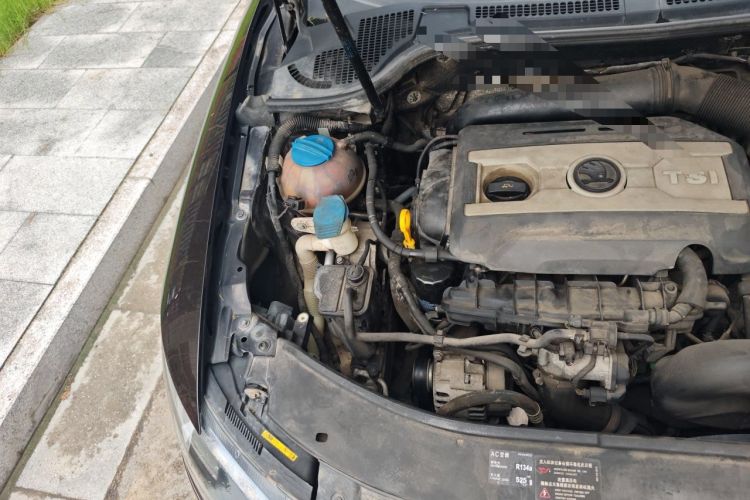 Used Skoda Superb 2013 1.8TSI Automatic MingShi Edition Engine Bay Right