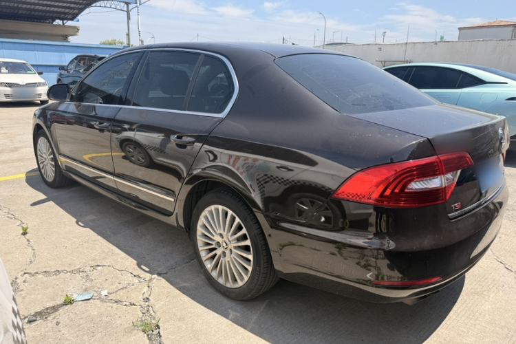 Used Skoda Superb 2013 1.8TSI Automatic Yashi Edition Exterior 3