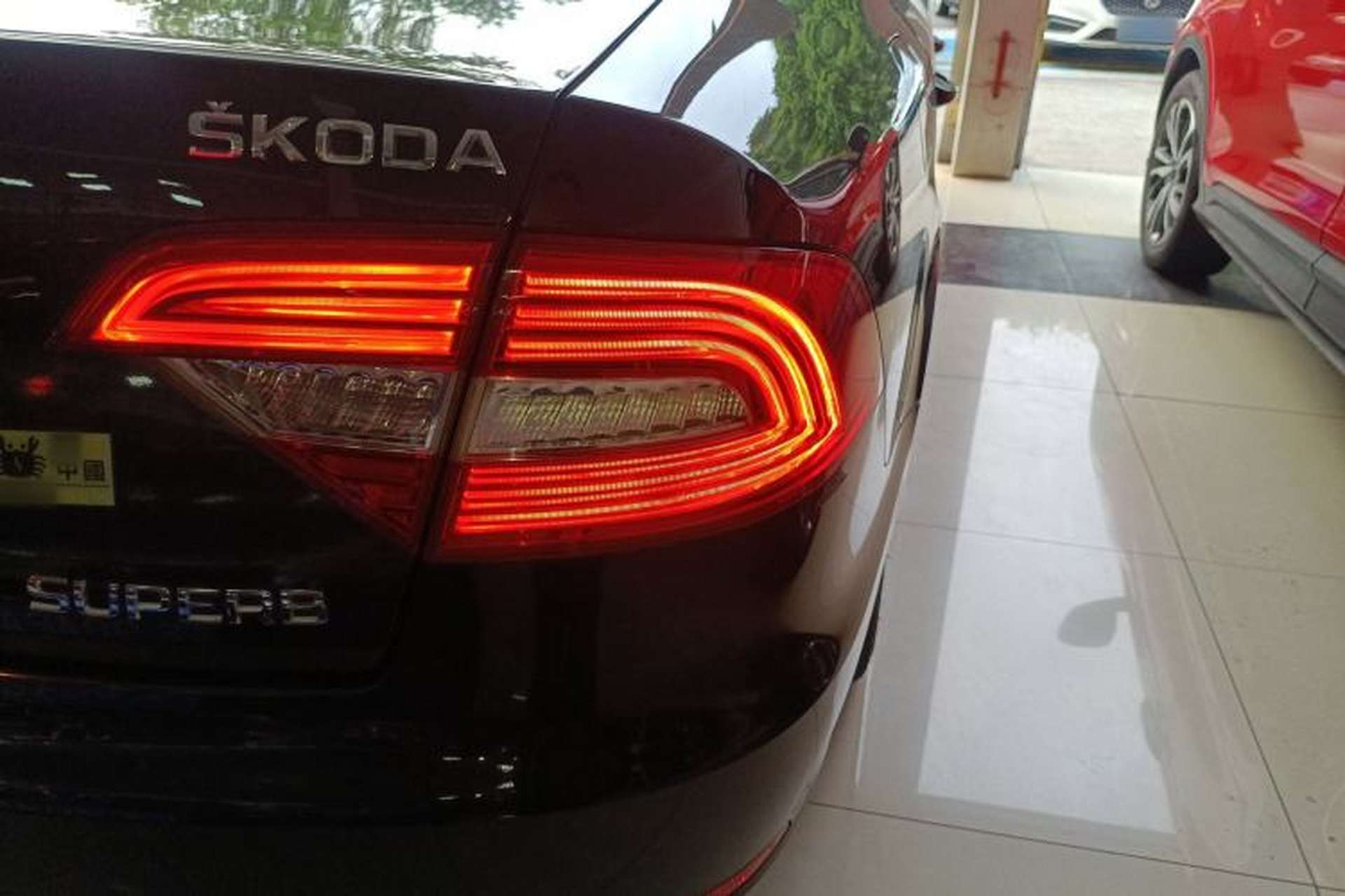 Used Skoda Superb 2013 1.4TSI Manual Shengshi Edition Exterior 6