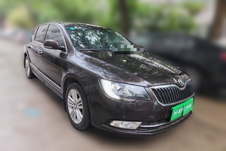 Used Skoda Superb 2013 1.8TSI Automatic Yashi Edition Front Right 45 Deg