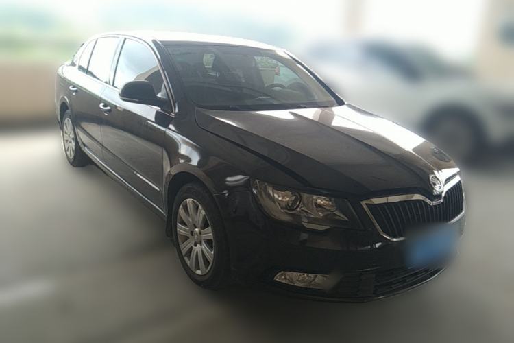 Used Skoda Superb 2013 1.4TSI DSG Sport Edition Front Right 45 Deg