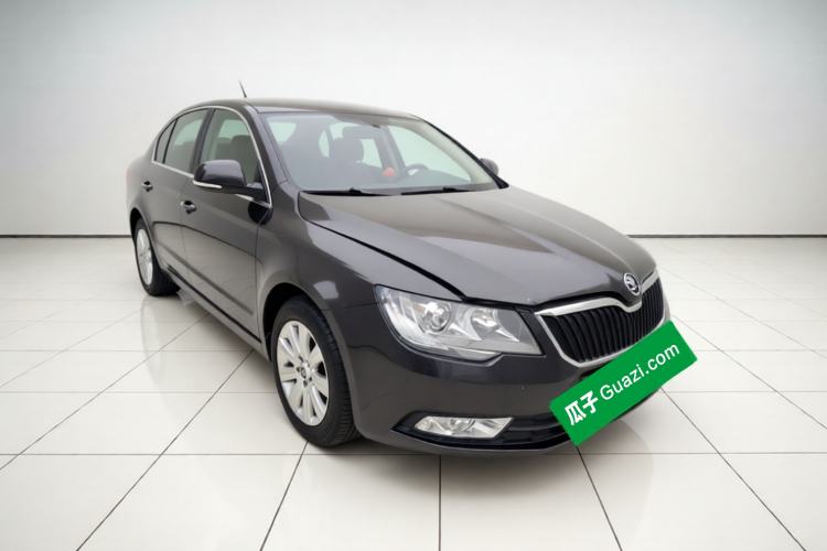 Used Skoda Superb 2013 1.4TSI DSG Sport Edition Front Right 45 Deg