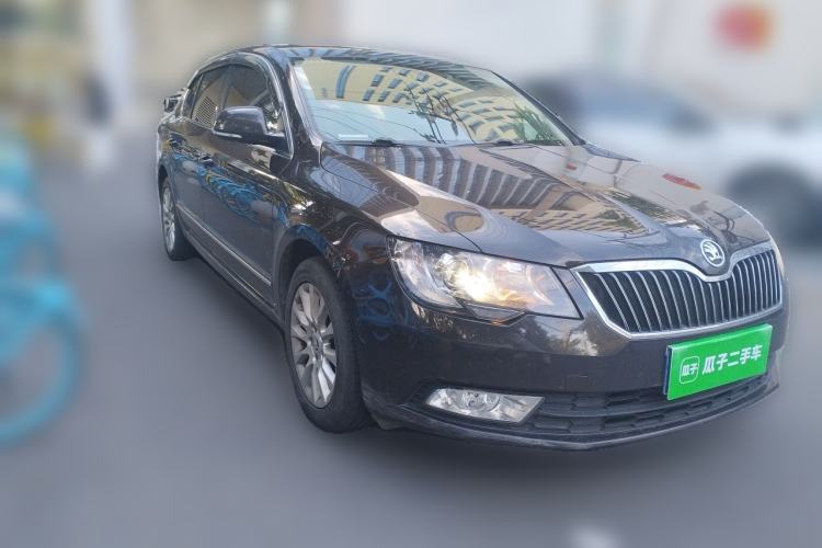 Used Skoda Superb 2013 1.8TSI Automatic MingShi Edition Front Right 45 Deg