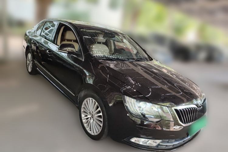Used Skoda Superb 2013 1.8TSI Automatic MingShi Edition Front Right 45 Deg