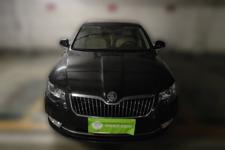 Used Skoda Superb 2013 1.8TSI Automatic Yashi Edition Front