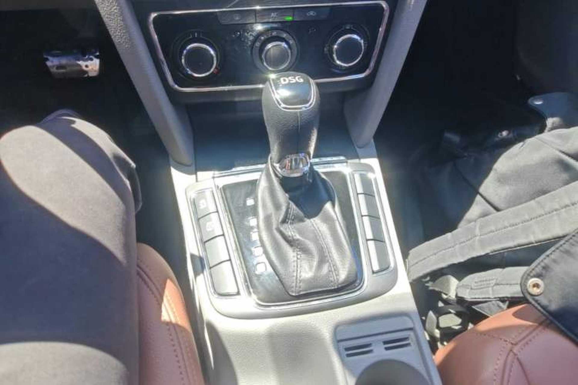 Used Skoda Superb 2013 1.4TSI DSG Sport Edition Gear Lever