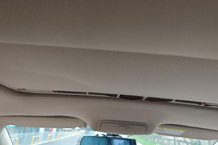 Used Skoda Superb 2013 1.8TSI Automatic MingShi Edition Headliner