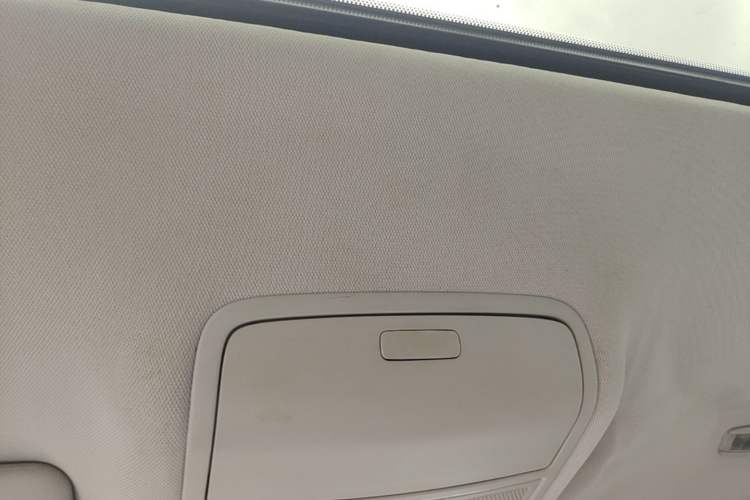 Used Skoda Superb 2013 1.8TSI Automatic MingShi Edition Headliner